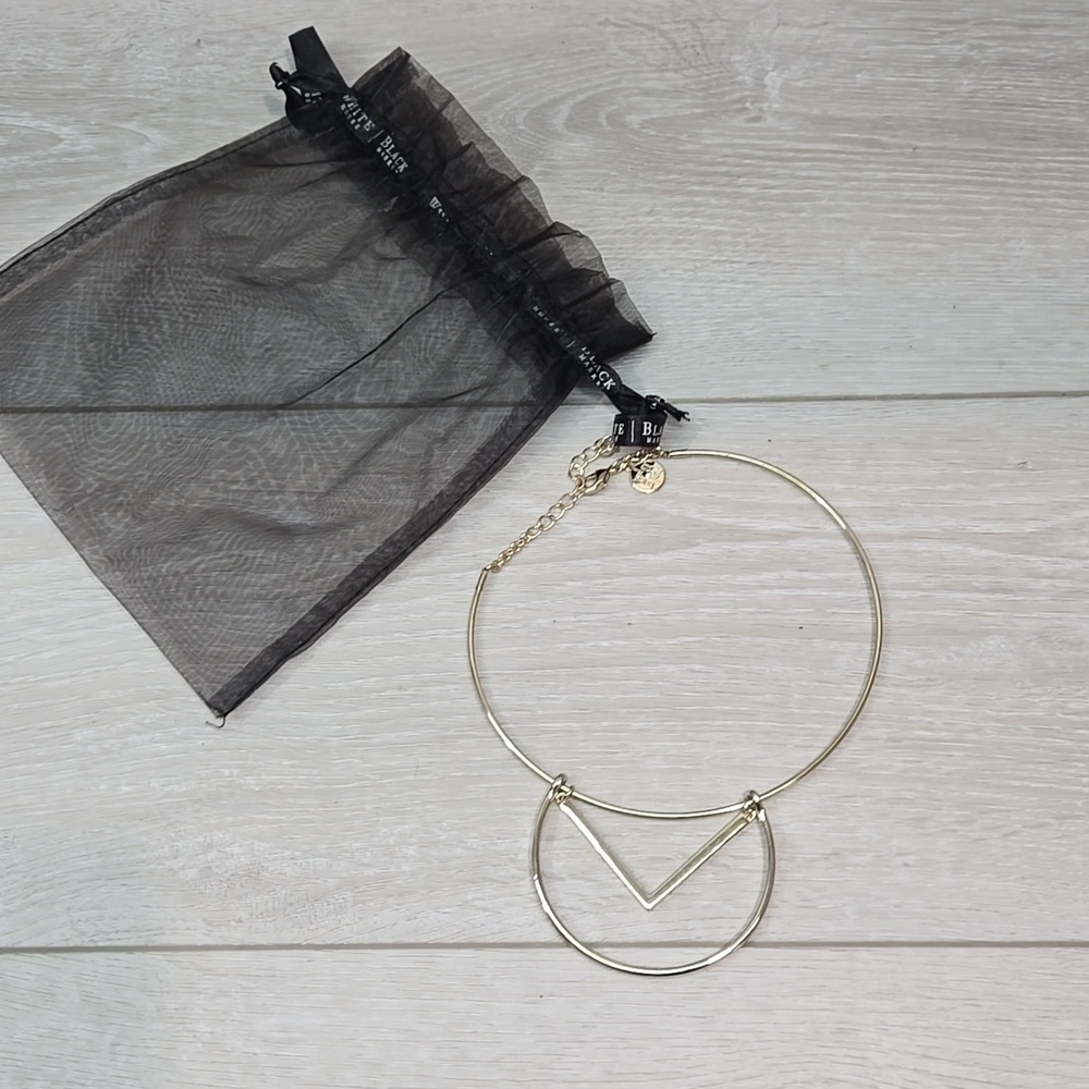 White House Black Market Women Jewerly Neckless